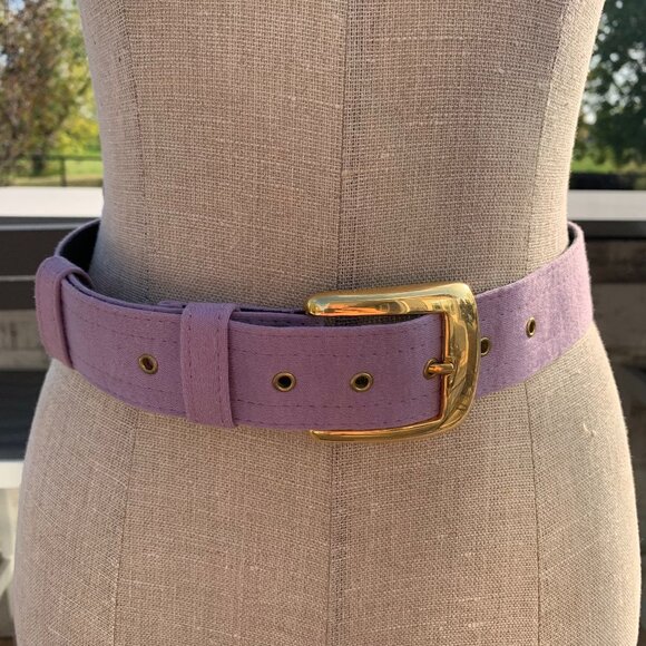 Vintage 80s 90s Lavender Purple Fabric Gold Toned Buckle Retro Waist Belt - Picture 1 of 13